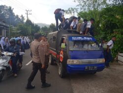 Maraknya Pelanggaran Lalu Lintas, Polisi Tegur Supir Angkot